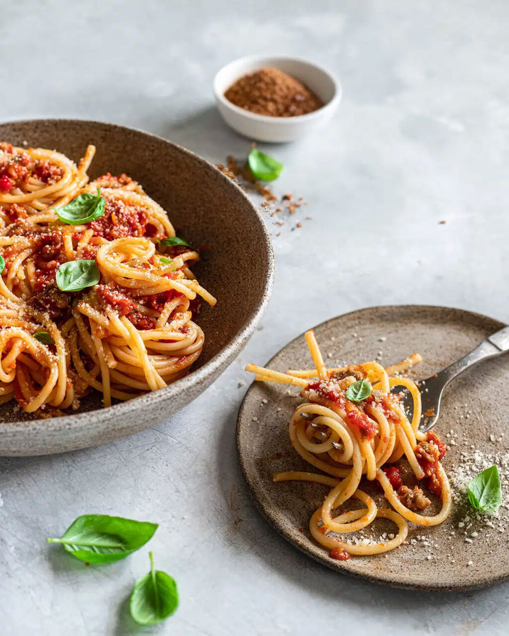 Leckere glutenfreie Bio Reis-Mais Spaghetti von Felicia mit selber gemachter Rinderbolognese und dem Bio Tomaten Food Finisher von Luis Dias