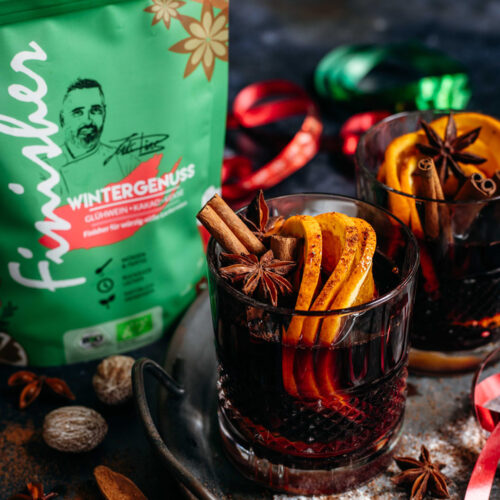 Preiselbeeren-Zimt-Glühwein
